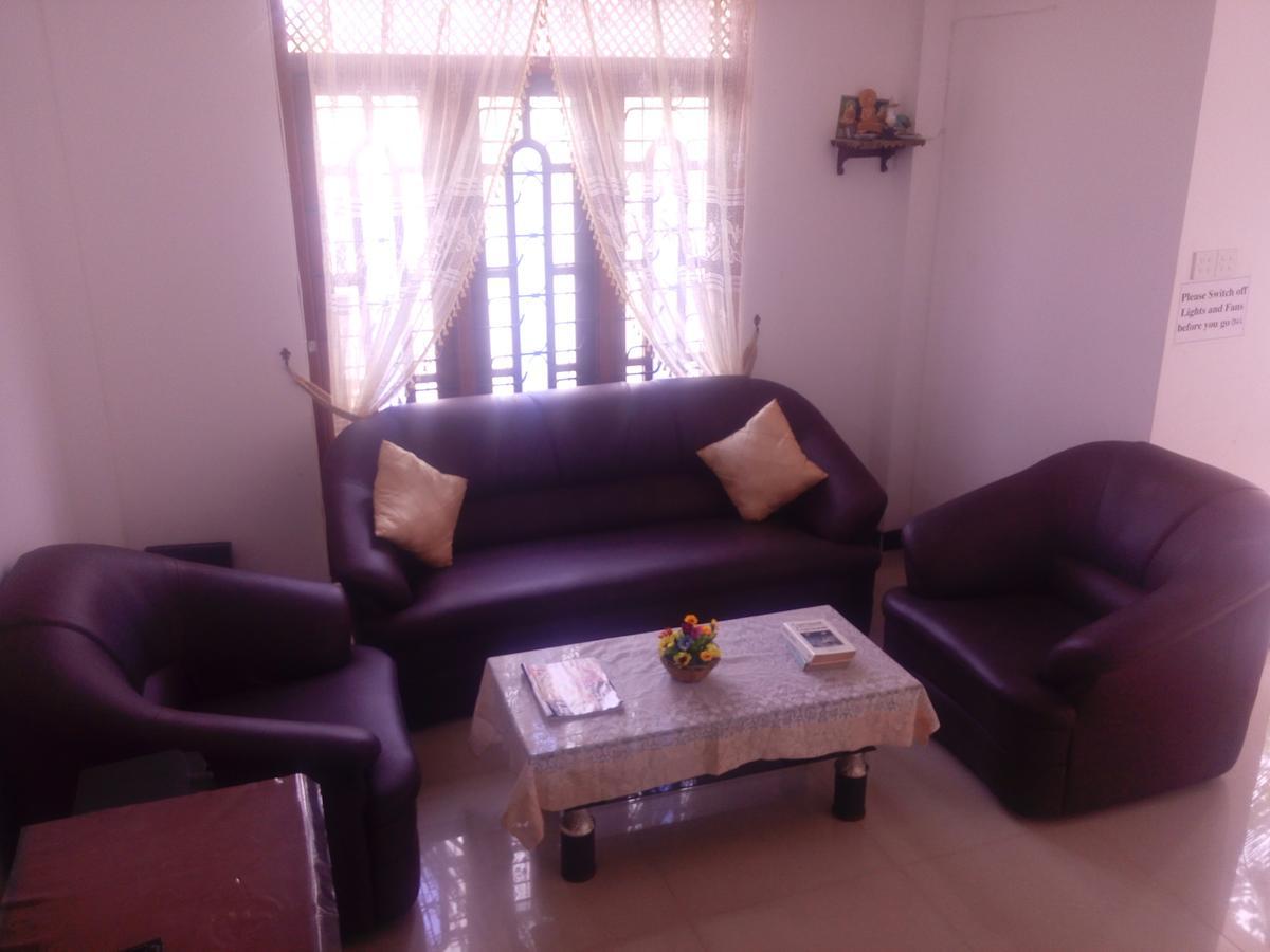 Pubudu'S Villa Hikkaduwa Ngoại thất bức ảnh